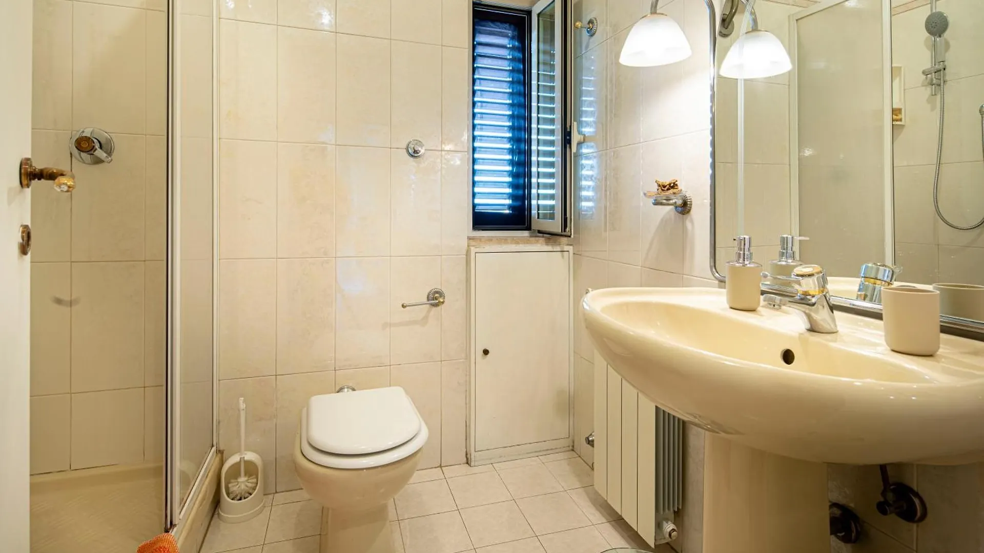Big Terrace Grand House - New Apartment Rome Italy